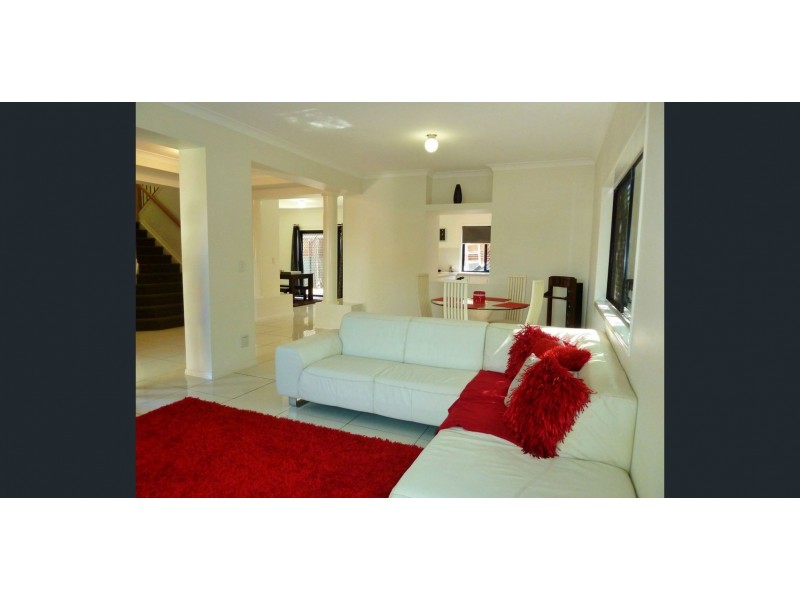 1 Brighton Street, Woody Point QLD 4019