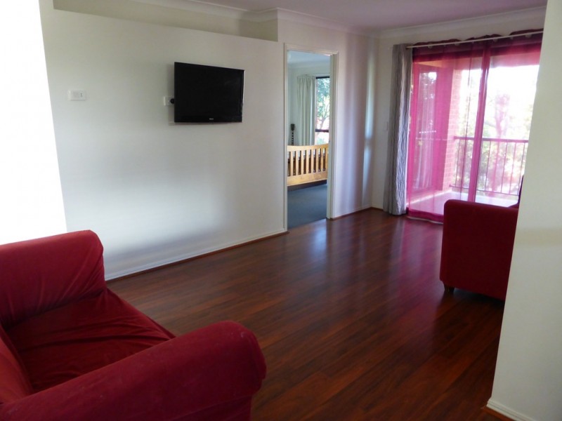 1 Brighton Street, Woody Point QLD 4019