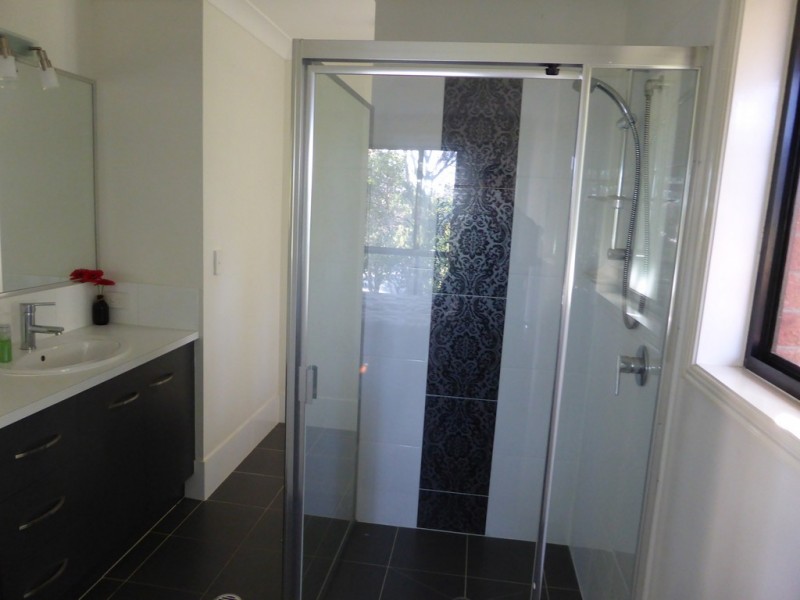 1 Brighton Street, Woody Point QLD 4019