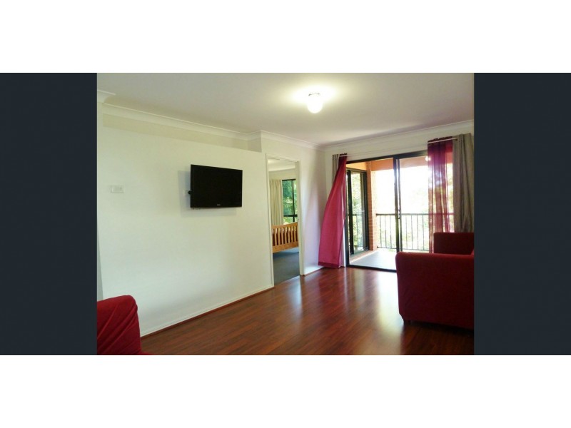 1 Brighton Street, Woody Point QLD 4019