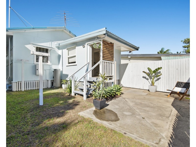 15 Westbrook Street, Woody Point QLD 4019