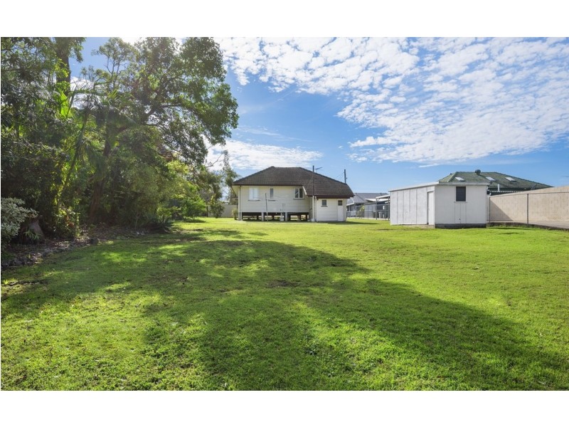 11 Speight Street, Brighton QLD 4017