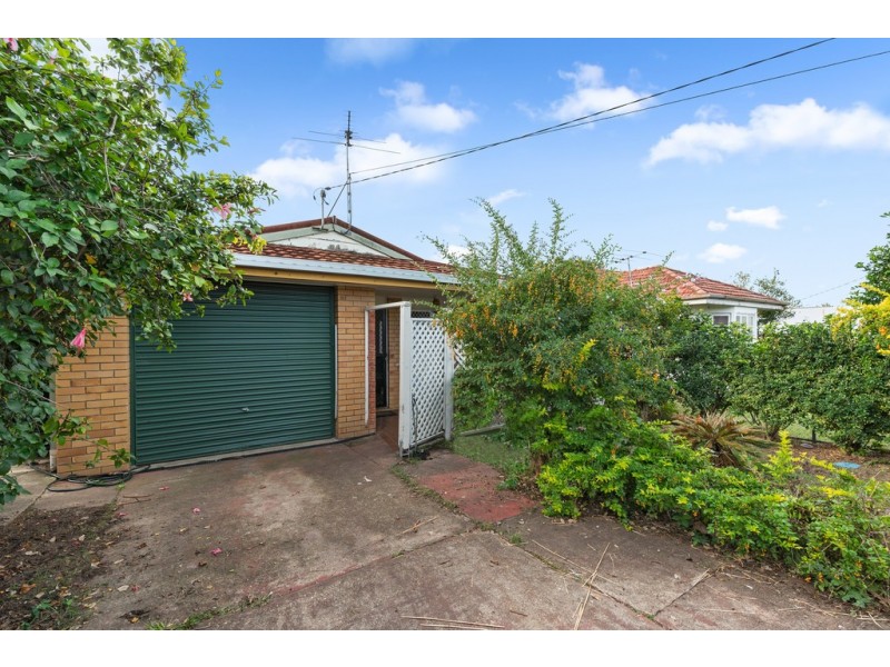 16 Keenan Street, Margate QLD 4019