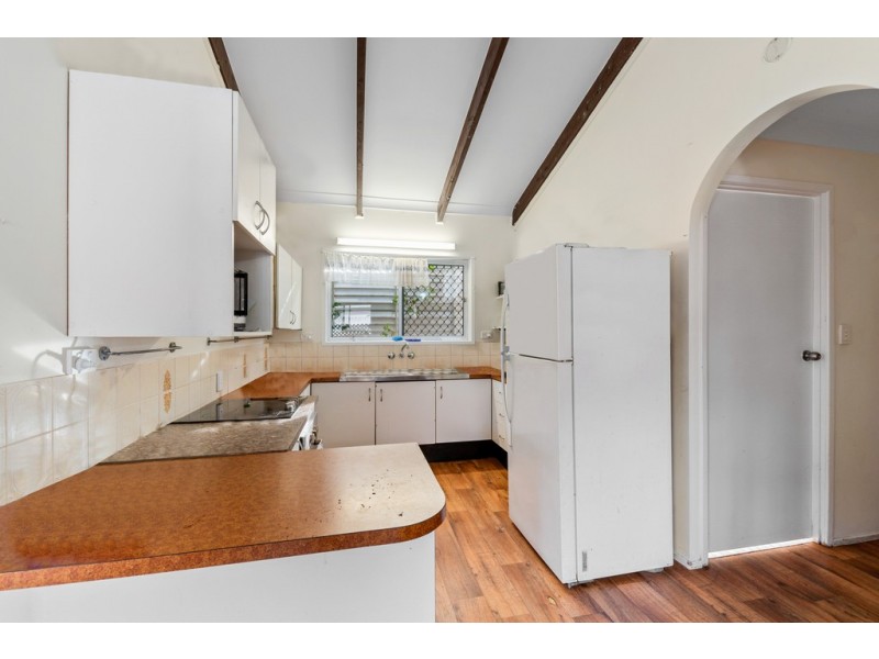 16 Keenan Street, Margate QLD 4019