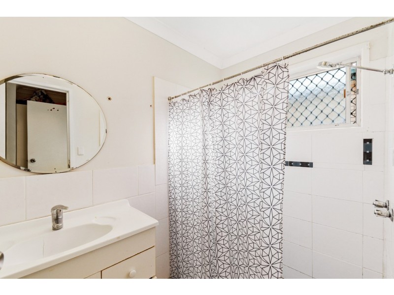 16 Keenan Street, Margate QLD 4019