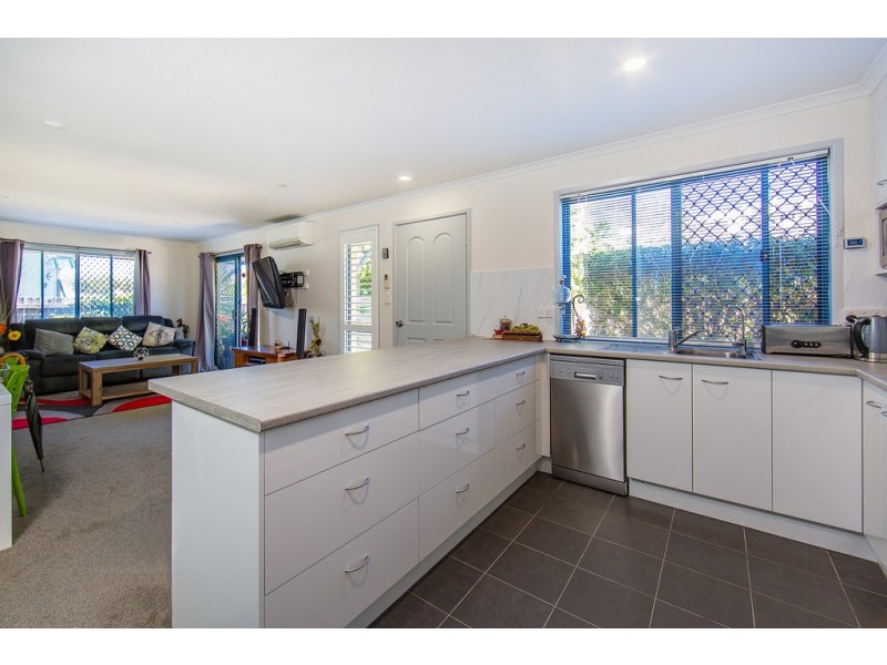 8/8-12 Baynes Street, Margate QLD 4019