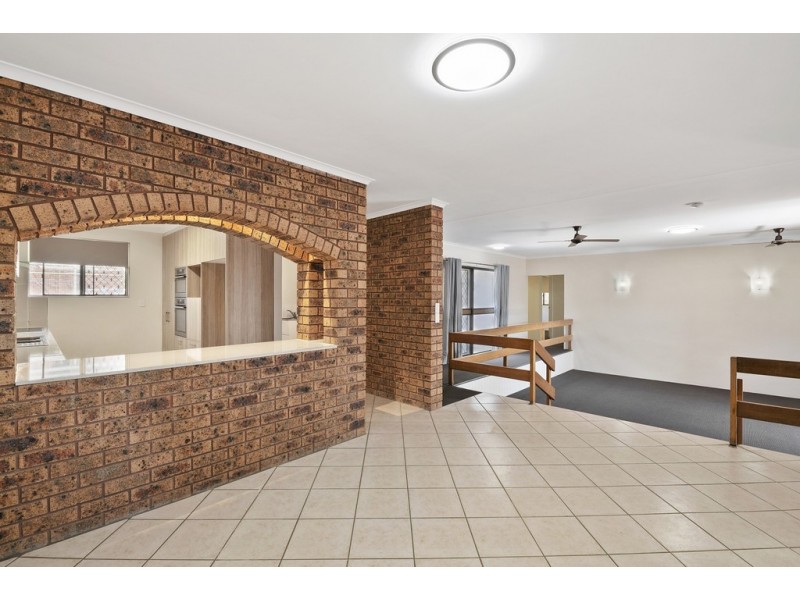 5 Collett Court, Kippa-ring QLD 4021