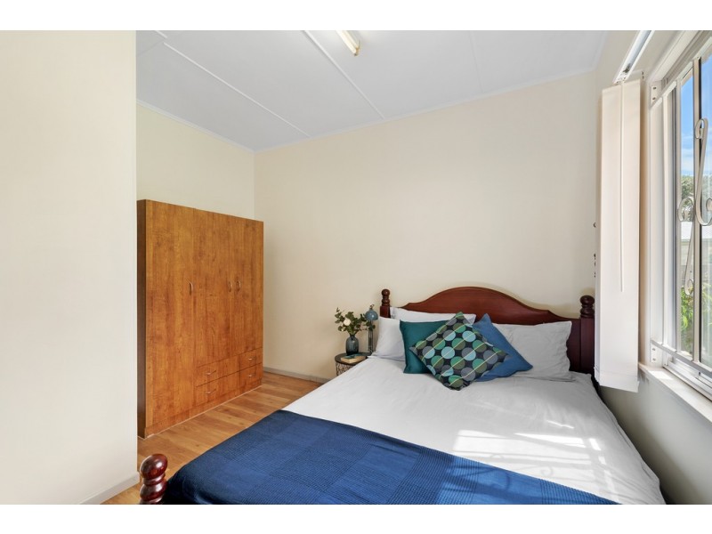 66 Collins Street, Woody Point QLD 4019