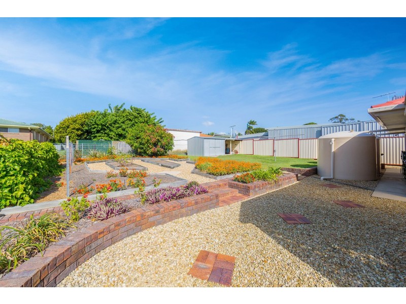 143 Anzac Avenue, Redcliffe QLD 4020