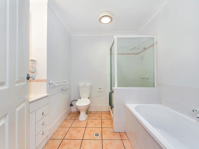 2/38 Boardman Road, Kippa-ring QLD 4021