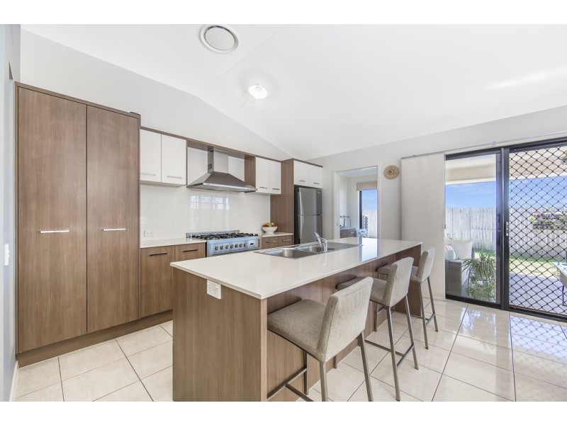 10 Zircon Place, Mango Hill QLD 4509