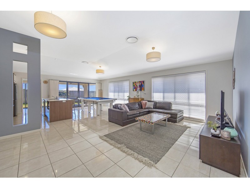 10 Zircon Place, Mango Hill QLD 4509