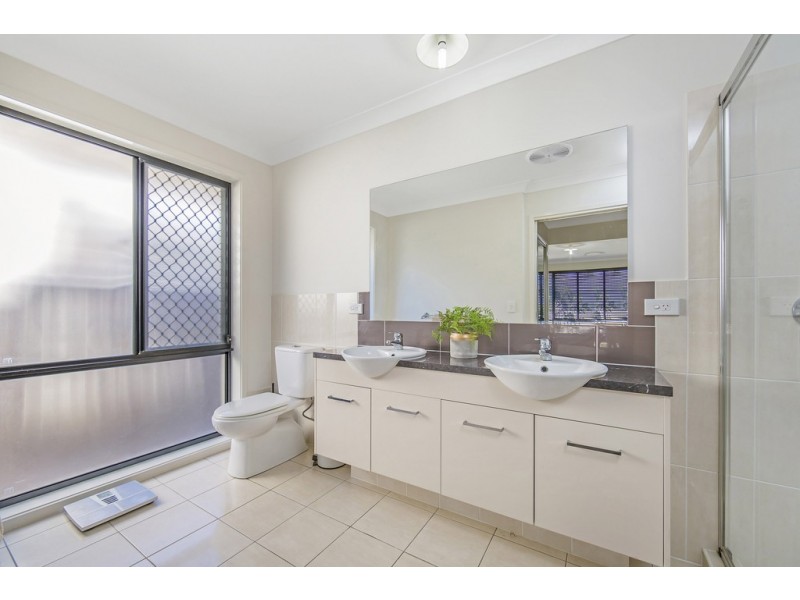10 Zircon Place, Mango Hill QLD 4509