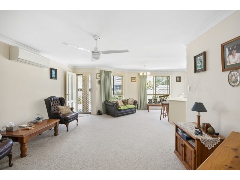 2/7 Samuel Street, Woody Point QLD 4019