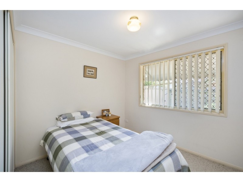 2/7 Samuel Street, Woody Point QLD 4019