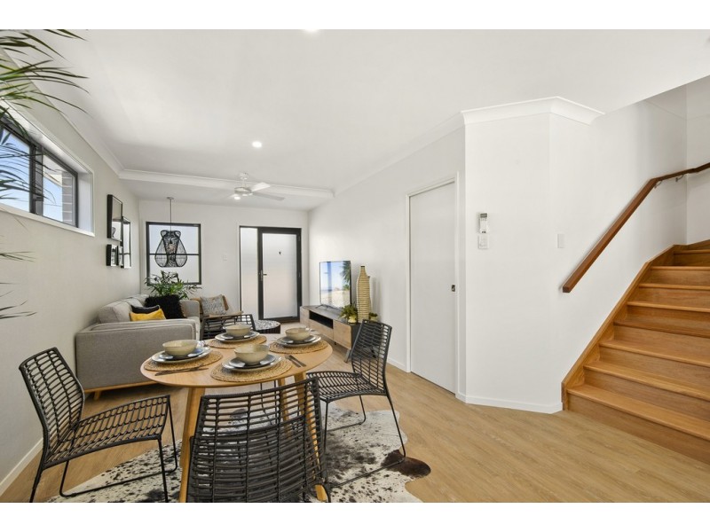 3/32-36 Hardiman Street, Woody Point QLD 4019