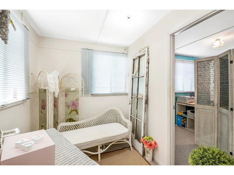 17 Twentieth Avenue, Brighton QLD 4017