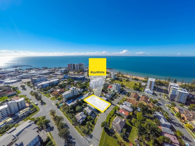 4/12 Louis Street, Redcliffe QLD 4020