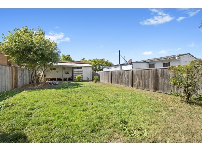 43 Hawthorne Street, Woody Point QLD 4019