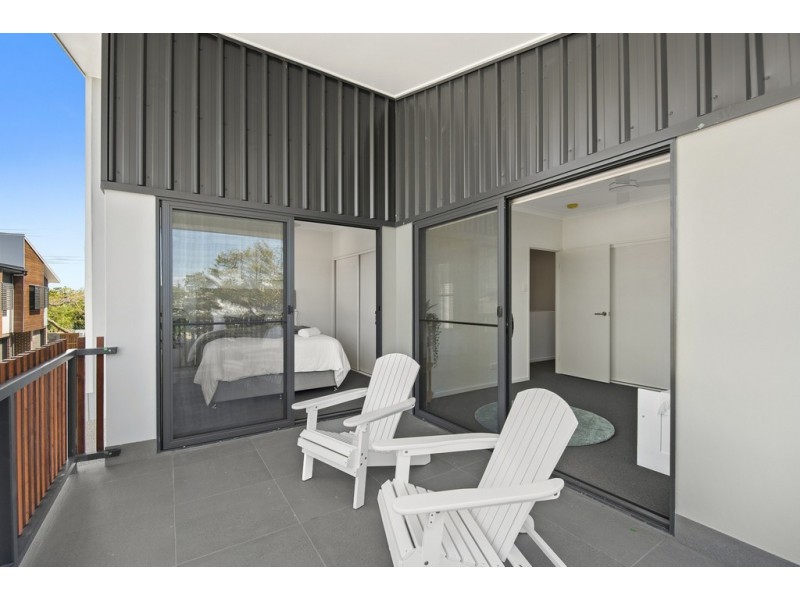 9/32-36 Hardiman Street, Woody Point QLD 4019