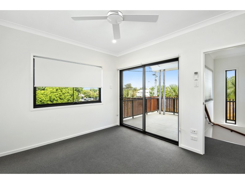 8/32-36 Hardiman Street, Woody Point QLD 4019