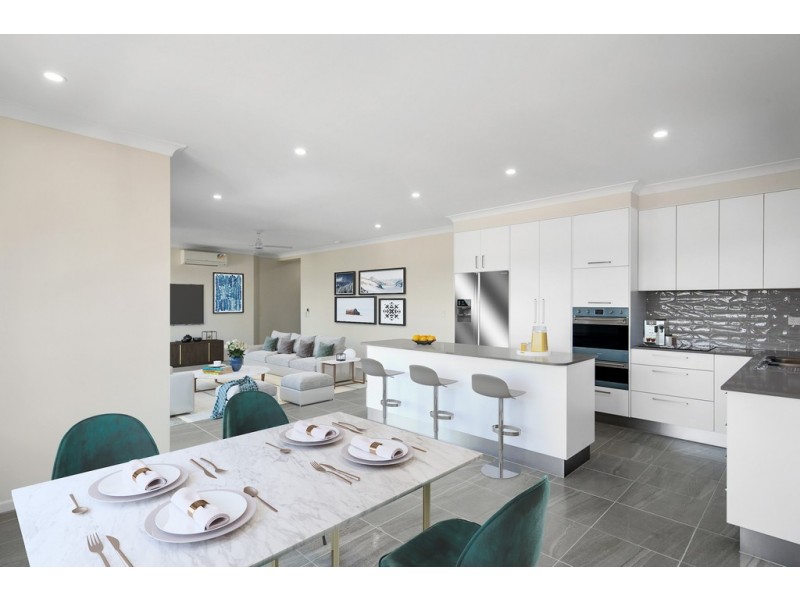 8/12 Louis Street, Redcliffe QLD 4020