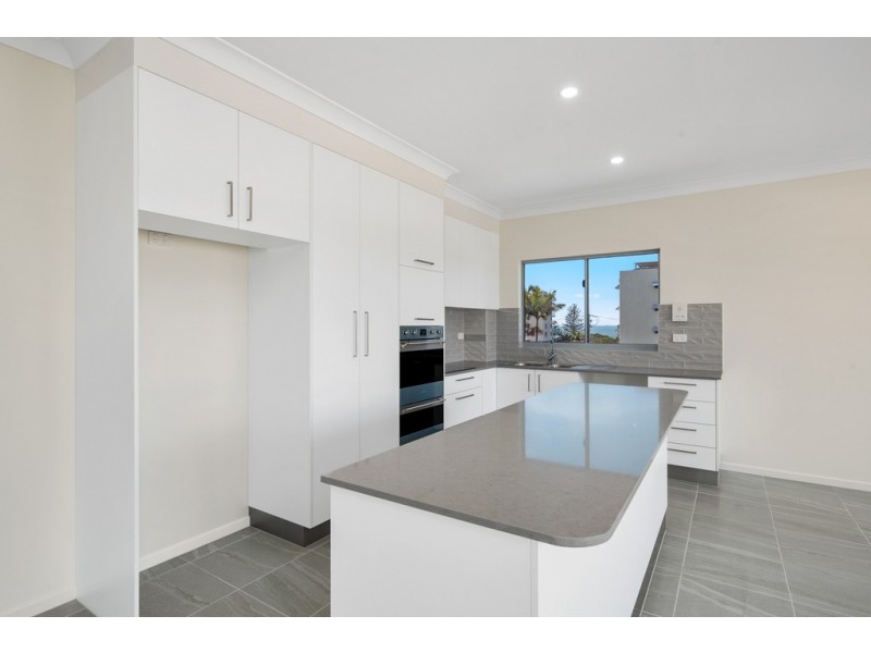 8/12 Louis Street, Redcliffe QLD 4020