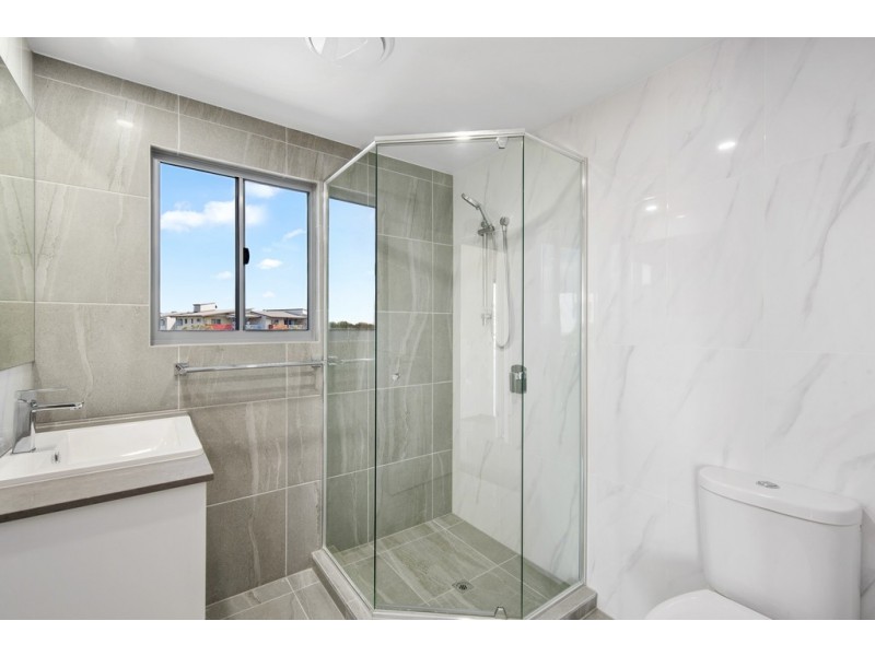 8/12 Louis Street, Redcliffe QLD 4020