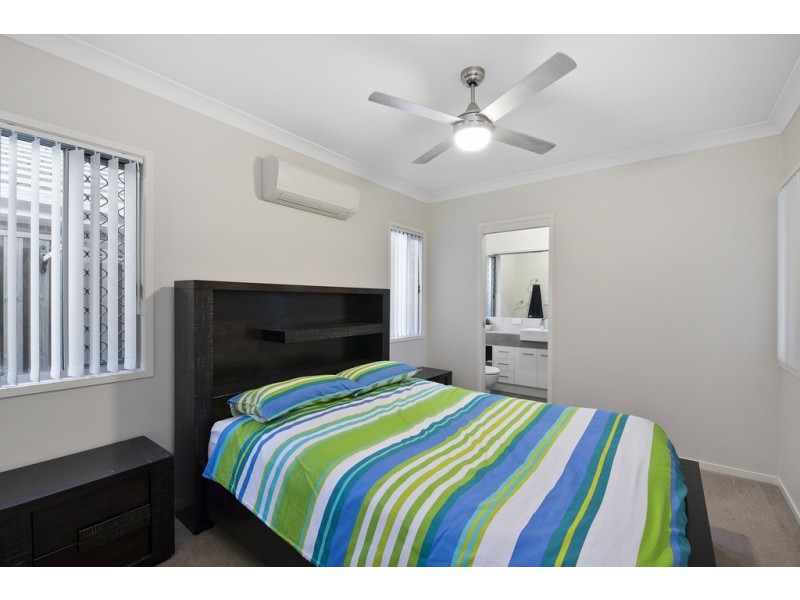 27 Windjana Crescent, Fitzgibbon QLD 4018