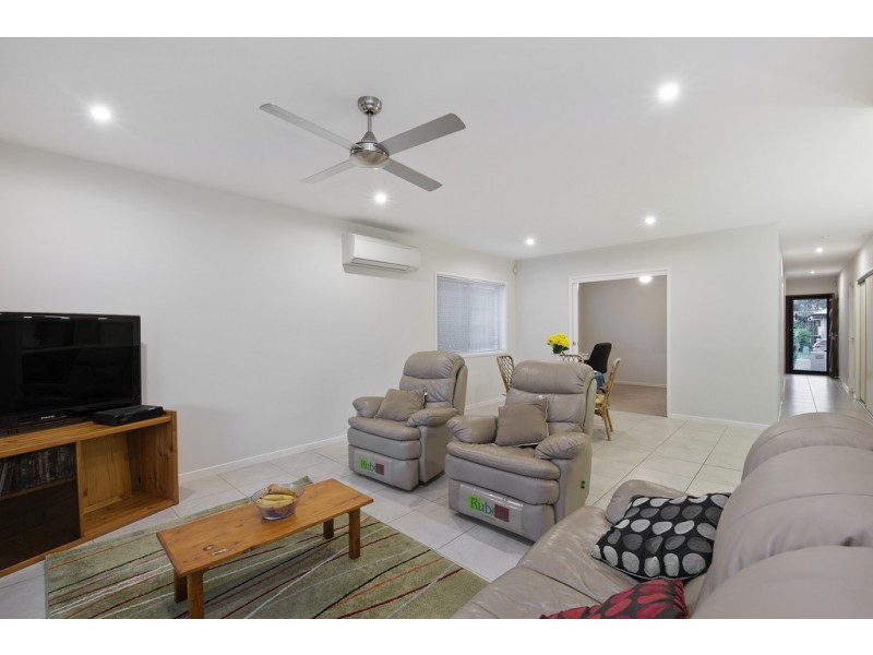 27 Windjana Crescent, Fitzgibbon QLD 4018