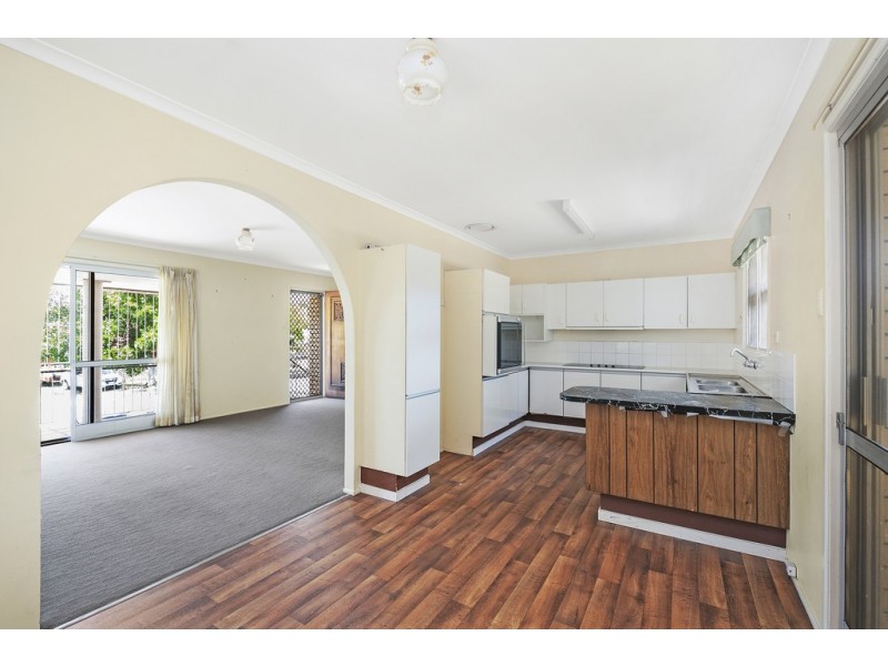 19 Thomas Street, Clontarf QLD 4019