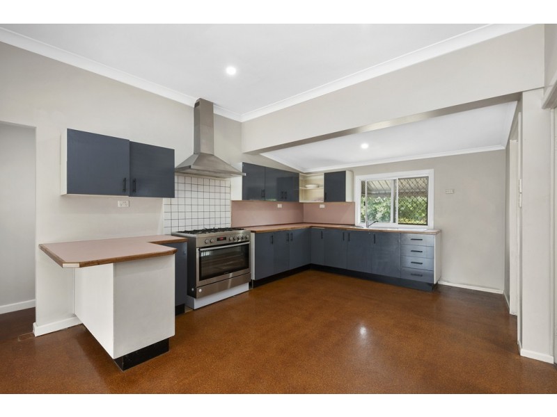 17 Laura Street, Clontarf QLD 4019