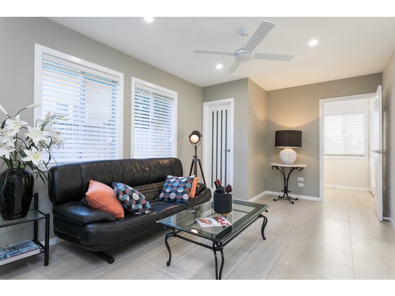 482 Oxley Avenue, Redcliffe QLD 4020