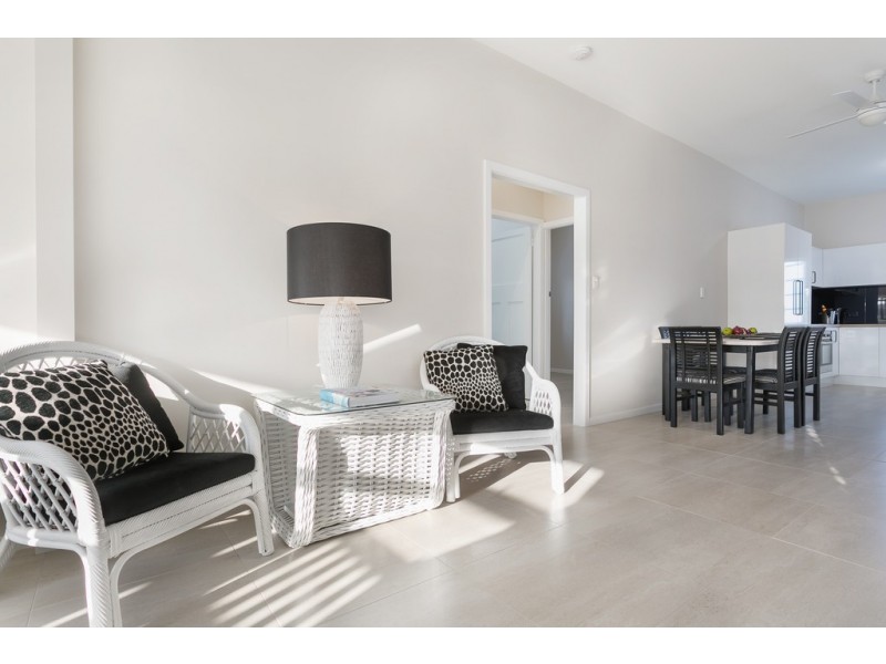 482 Oxley Avenue, Redcliffe QLD 4020