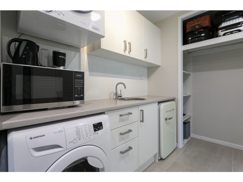 482 Oxley Avenue, Redcliffe QLD 4020