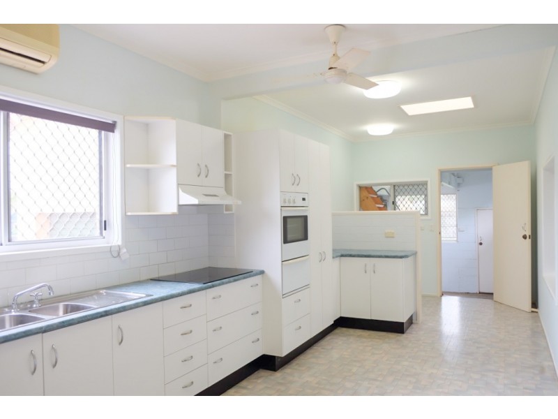 28 King Street, Woody Point QLD 4019
