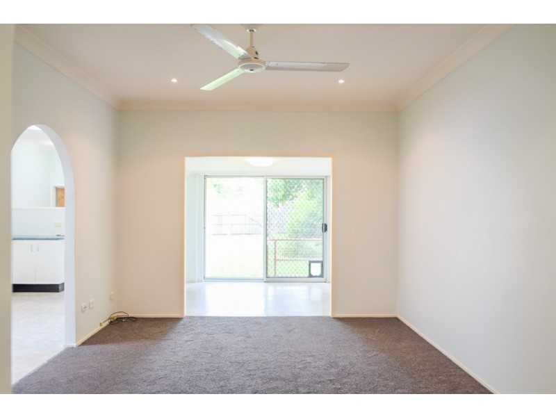 28 King Street, Woody Point QLD 4019