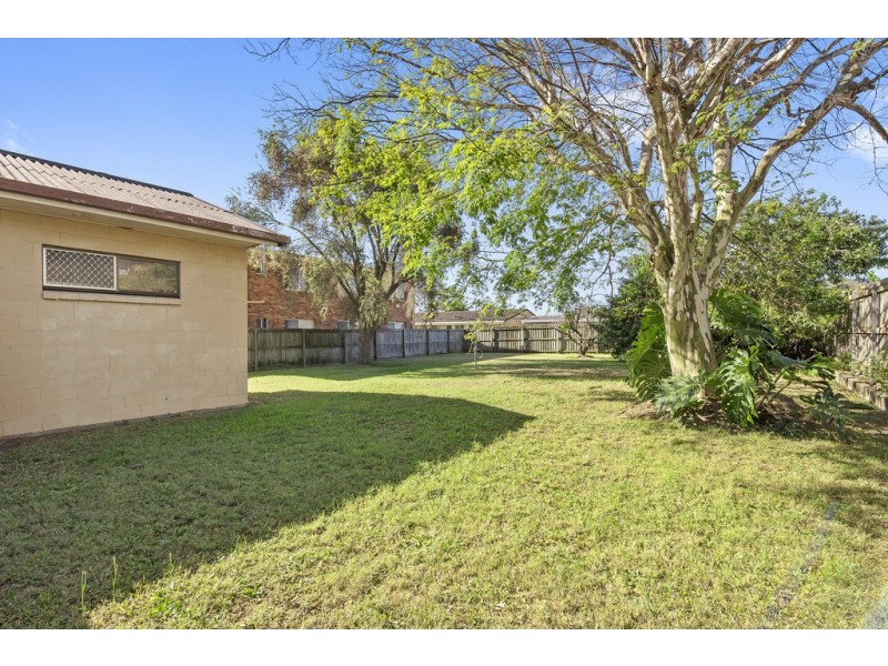 28 King Street, Woody Point QLD 4019