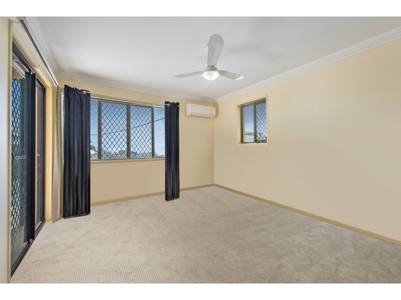 2/3 Annie Street, Woody Point QLD 4019