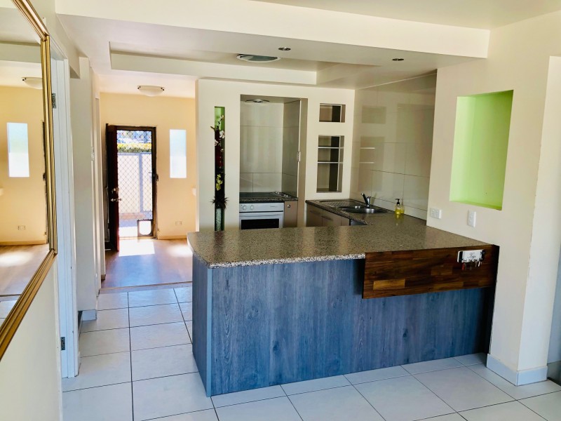 117 Anzac Avenue, Redcliffe QLD 4020