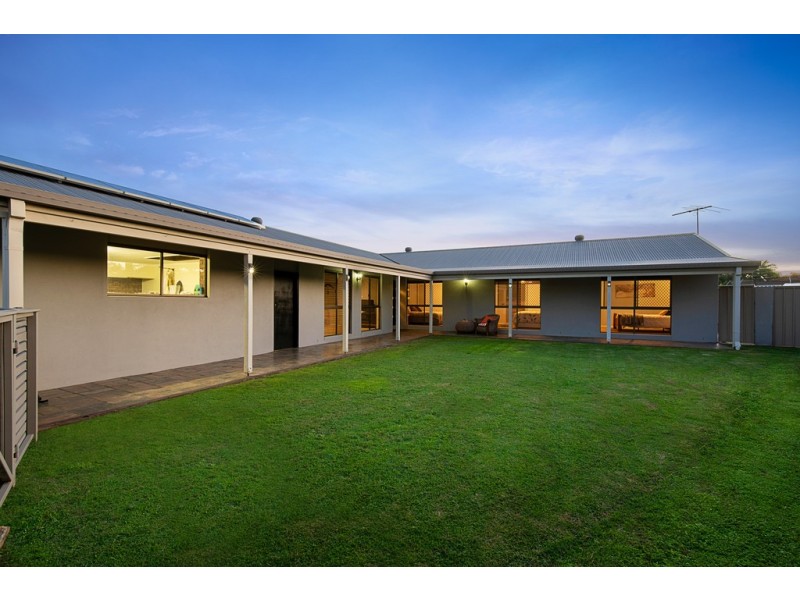 13 Drambuie Court, Kippa-ring QLD 4021