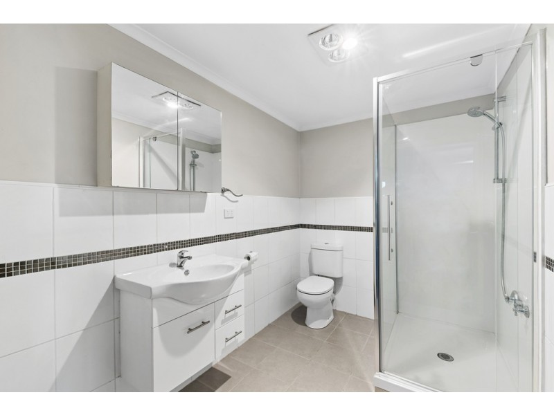 15a Victoria Avenue, Woody Point QLD 4019