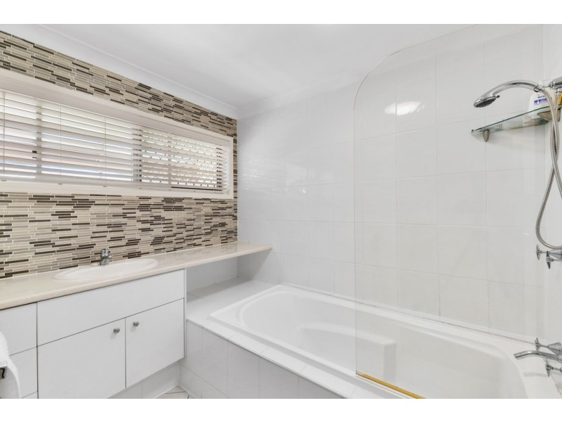 185 Maine Road, Clontarf QLD 4019