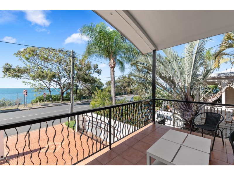 10 Gayundah Esplanade, Woody Point QLD 4019