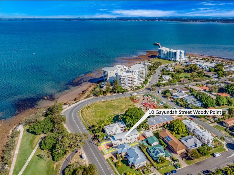 10 Gayundah Esplanade, Woody Point QLD 4019