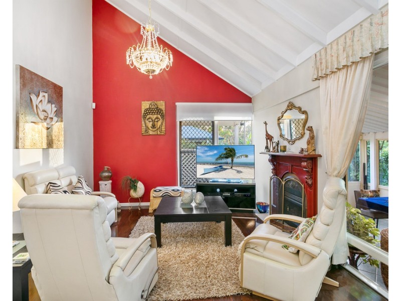 9 Frost Street, Clontarf QLD 4019