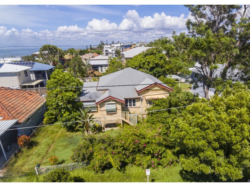 3 Bailey Street, Woody Point QLD 4019