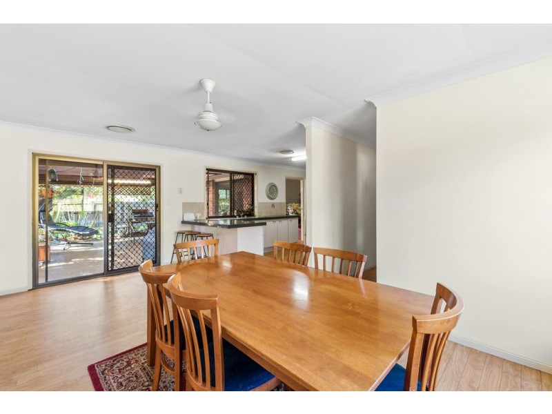 5 Lexington Court, Kippa-ring QLD 4021