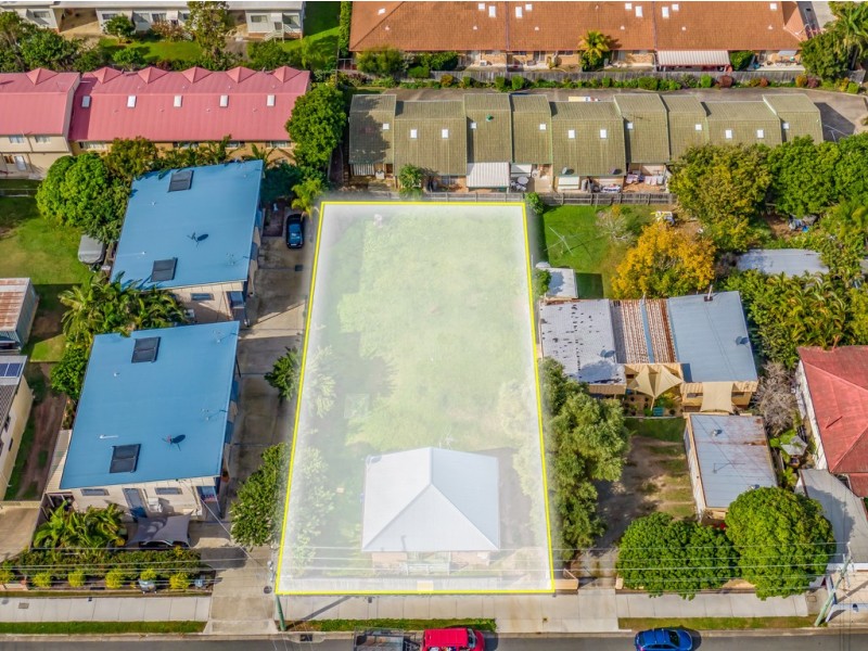 82 Elizabeth Avenue, Clontarf QLD 4019