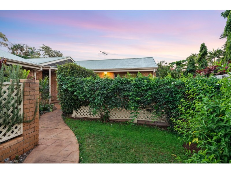 4/34 Queen Street, Scarborough QLD 4020